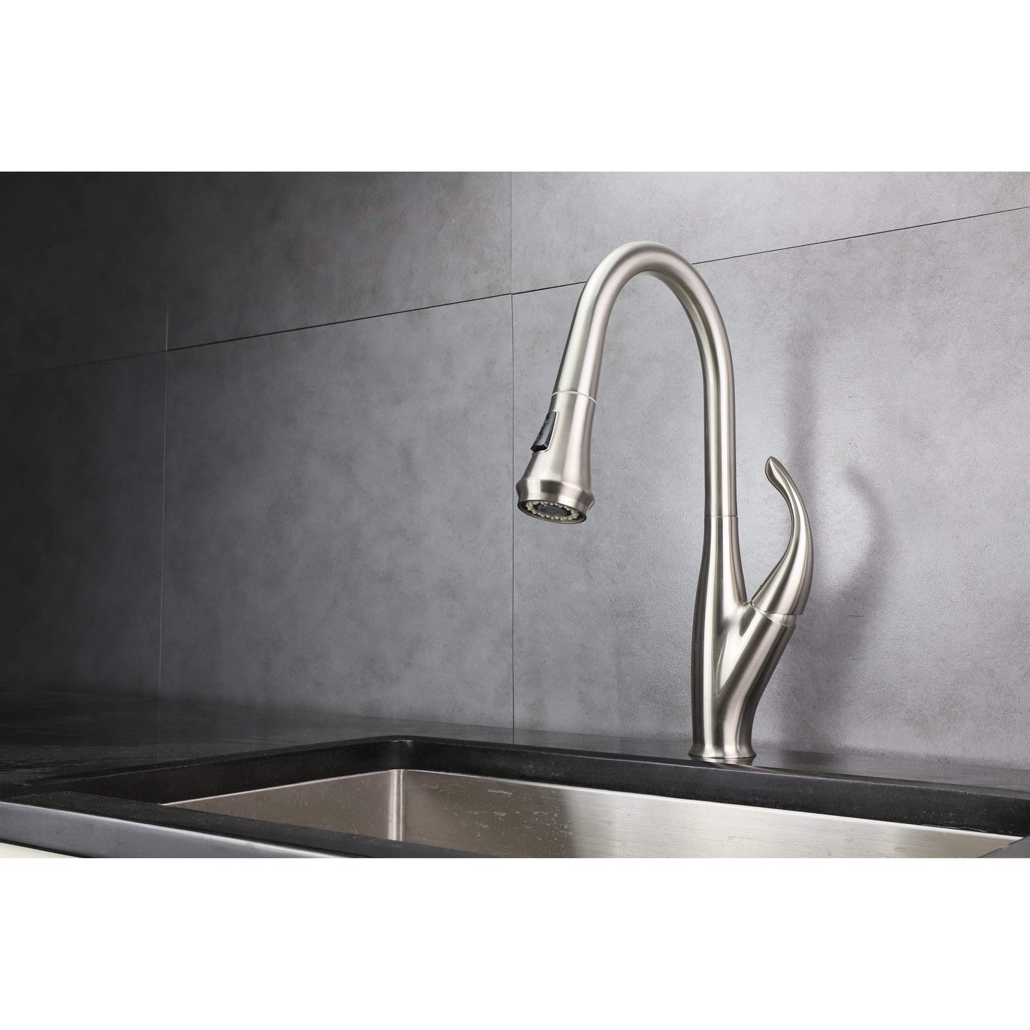 Garbatella Brass Kitchen Faucet w/ Pull Out Sprayer